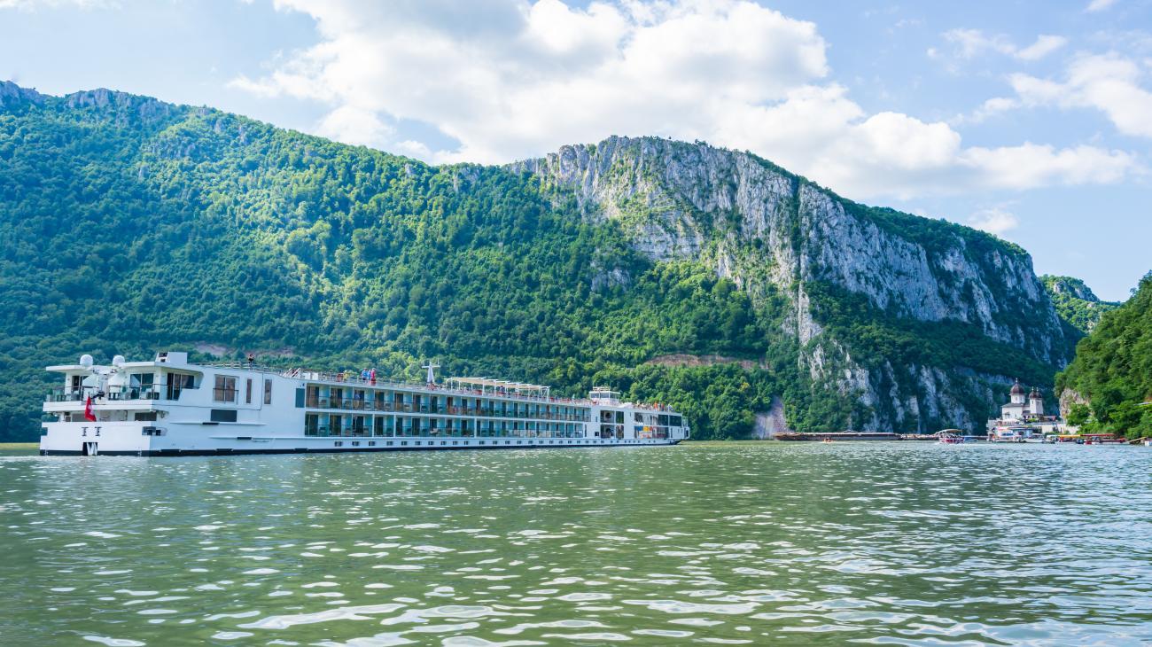 Gruppenreisen nach Deutschland - Flusskreuzfahrten auf dem Main-Donau-Kanal genießen