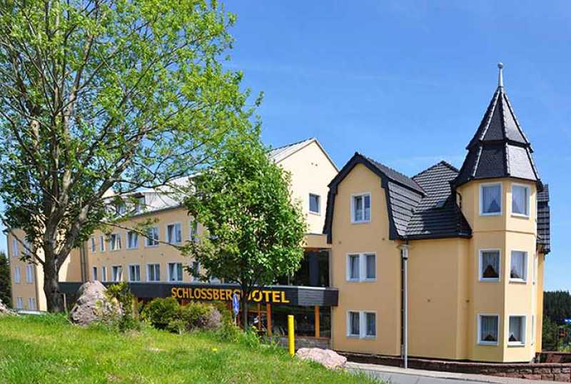 Henninger Hotels Oberhof Gruppenreisen In Den Thuringer Wald Auf