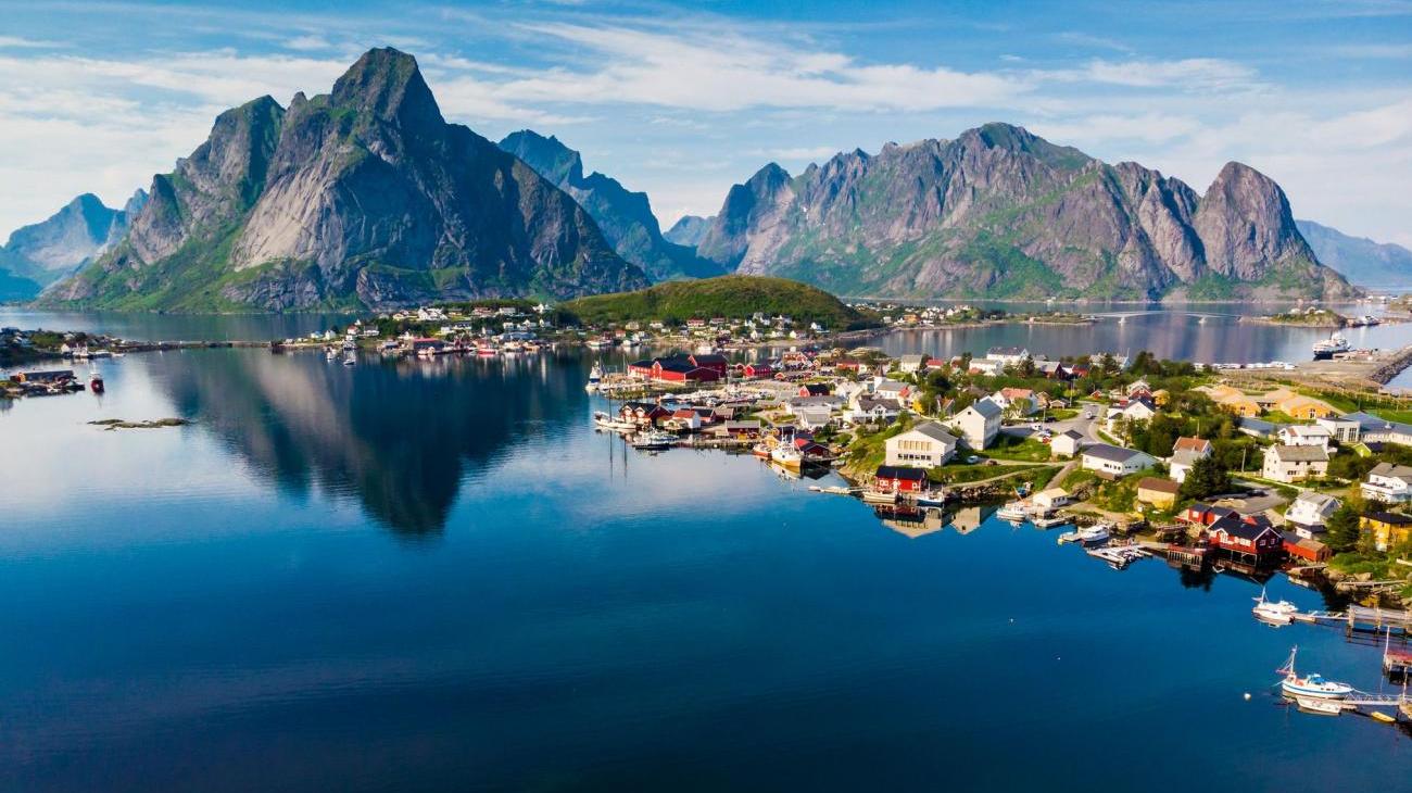 Gruppenreisen nach Norwegen – Gletscher, Fjorde und Mittsommer