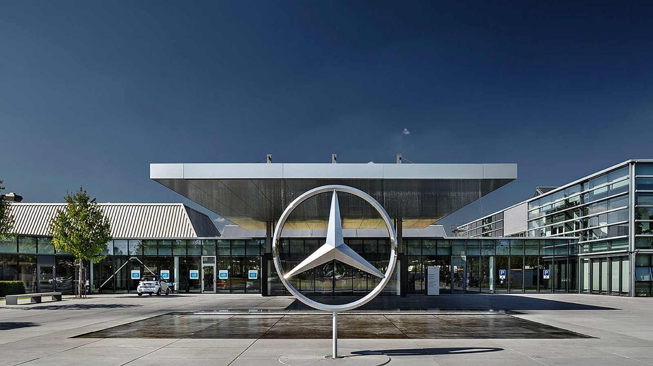 Mercedes Benz Kundencenter Sindelfingen Mercedes Benz Hautnah Erleben Auf Gruppenreisen Com