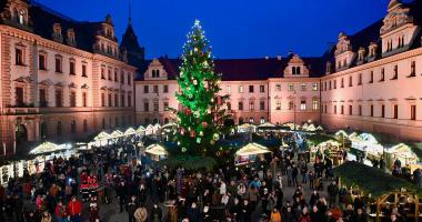 Romantischer Weihnachtsmarkt auf Schloss Thurn und Taxis