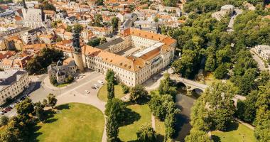 Stadtschloss Weimar und Ensemble Bastille