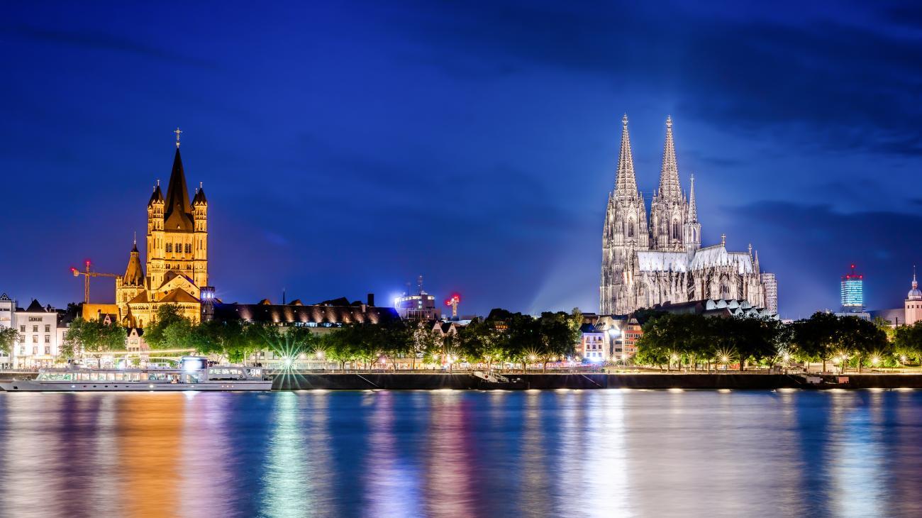 Großstadt Köln am Rhein