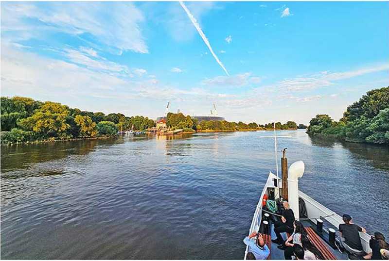 Hal över Bremer Fahrgastschifffahrt