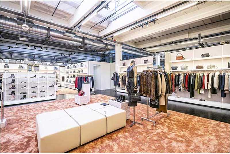 Factory Outlet FASHION FISH