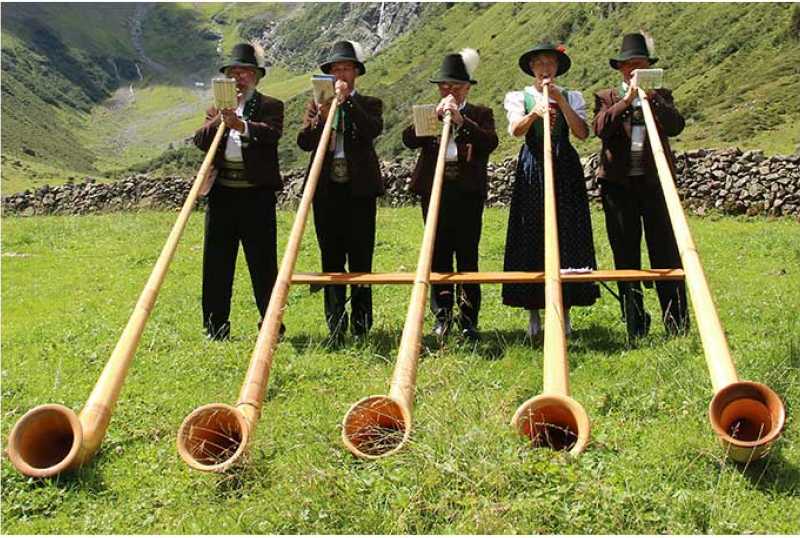 STUBAI TOURISTIK BgA
